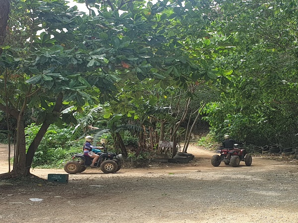 长滩岛｜ATV 沙滩车体验 (园区内骑乘，30分钟)